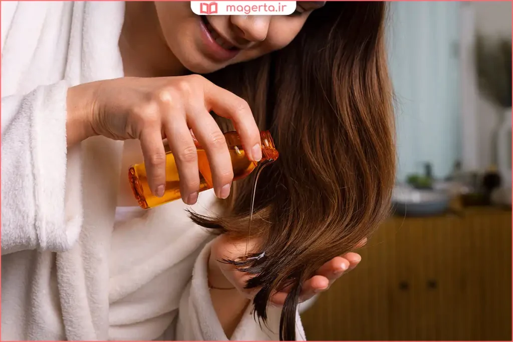 آبرسانی موهای خشک با ماسک موی مرطوب‌کننده