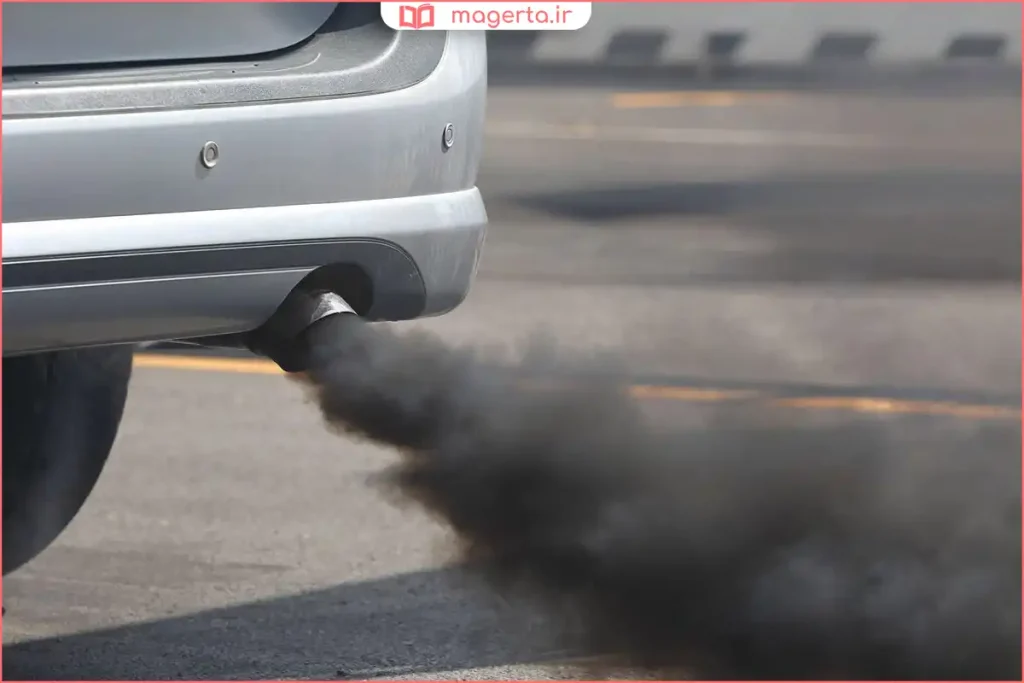 خروج دود سیاه غلیظ از اگزوز خودرو به‌عنوان نشانه روغن‌سوزی
