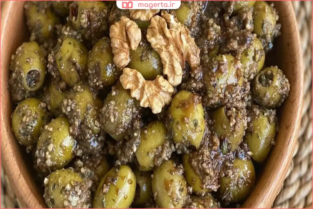 قرار دادن زیتون پرورده دور از نور و گرما