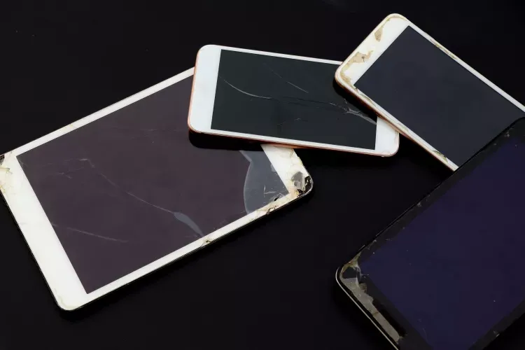 وسایل الکترونیکی قدیمی