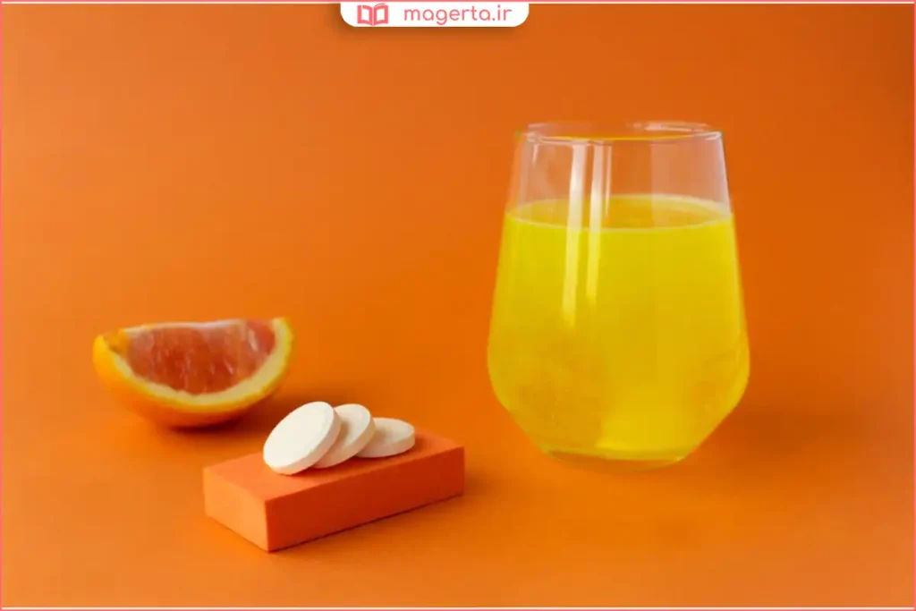 لیوان آب حاوی قرص جوشان پس از انحلال کامل