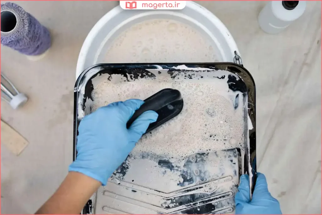 شست‌وشو و تمیز کردن غلطک رنگ پس از پایان کار