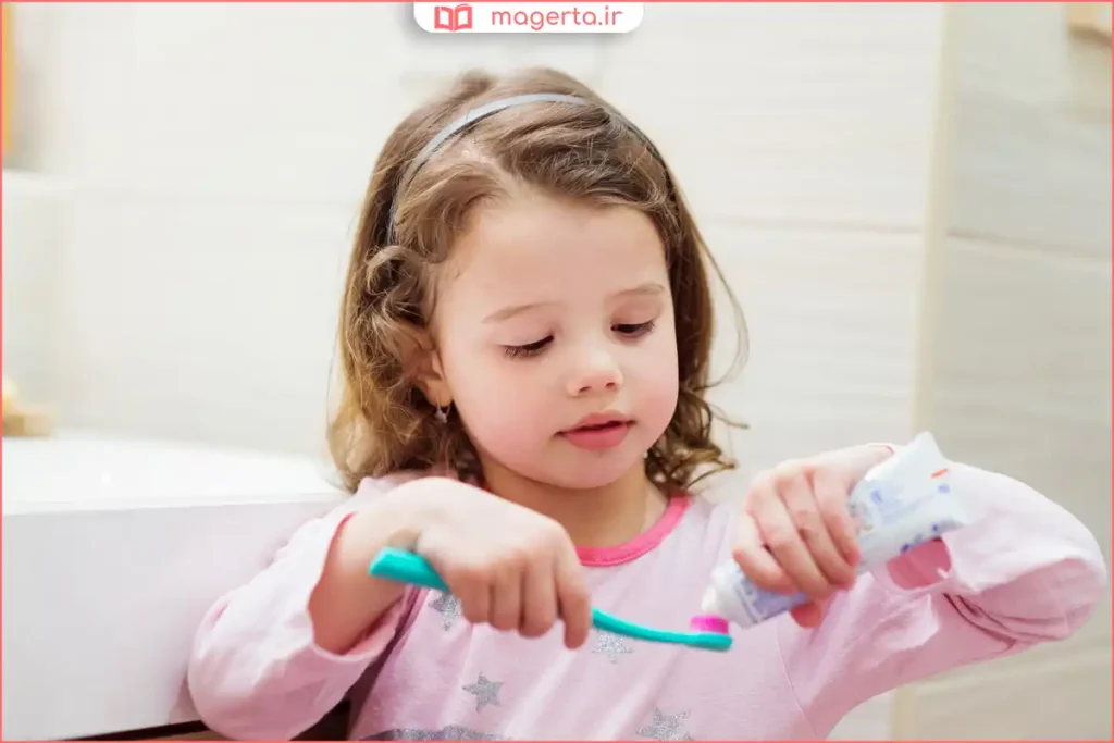 مسواک مخصوص کودک با الیاف نرم و دسته رنگی