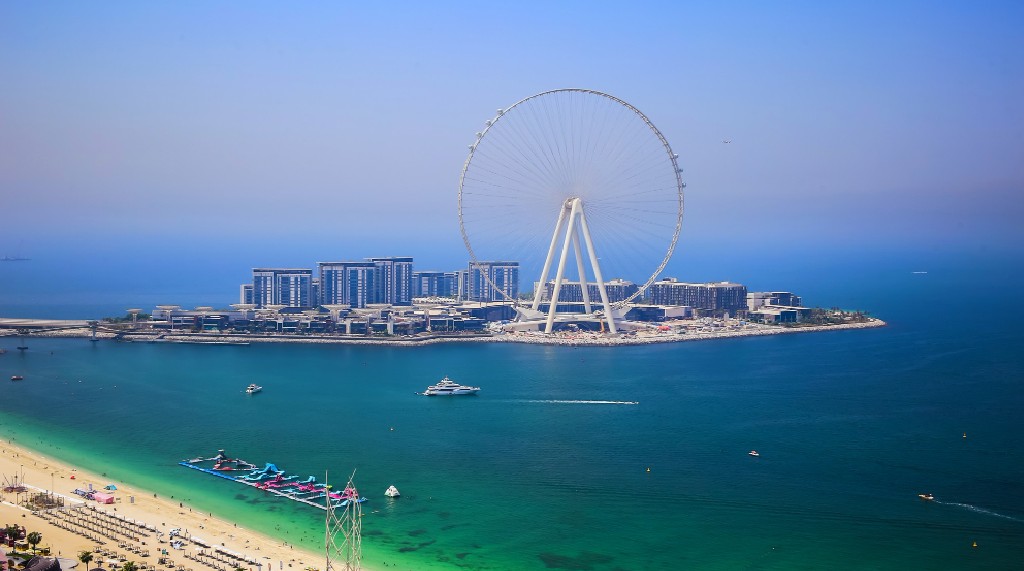 مزایای سرمایه‌گذاری در بلو واترز امارات متحده عربی