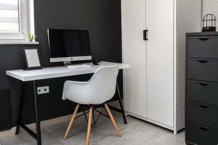 میز تحریر کوچک