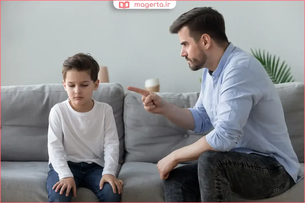 نمایش احساسات منفی و تعارض درونی ناشی از روابط خانوادگی
