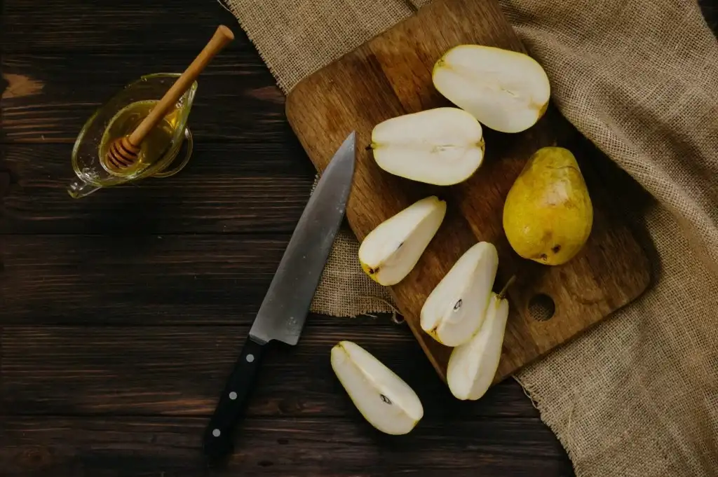 فایده گلابی