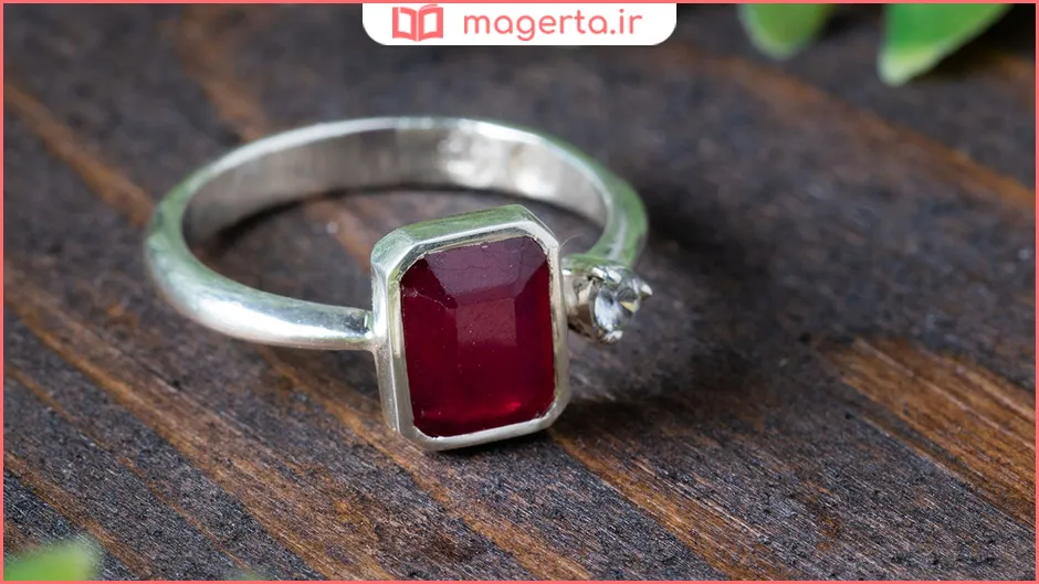 چگونه یاقوت اصل را از تقلبی در خانه تشخیص دهیم