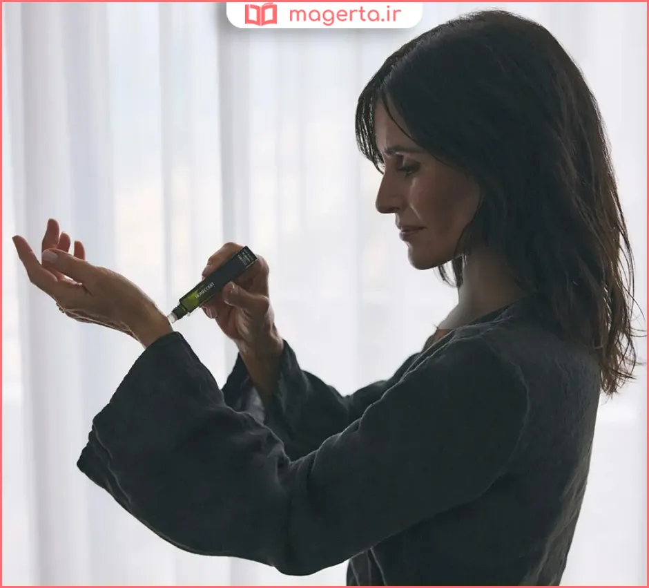 تکنیک حرفه‌ای عطر زدن