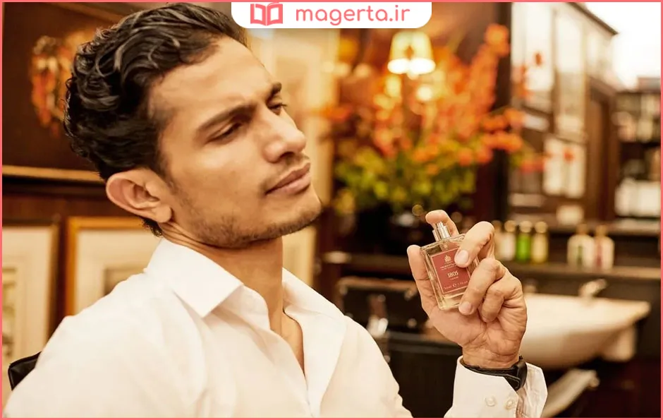 طرز صحیح عطر زدن آقایان