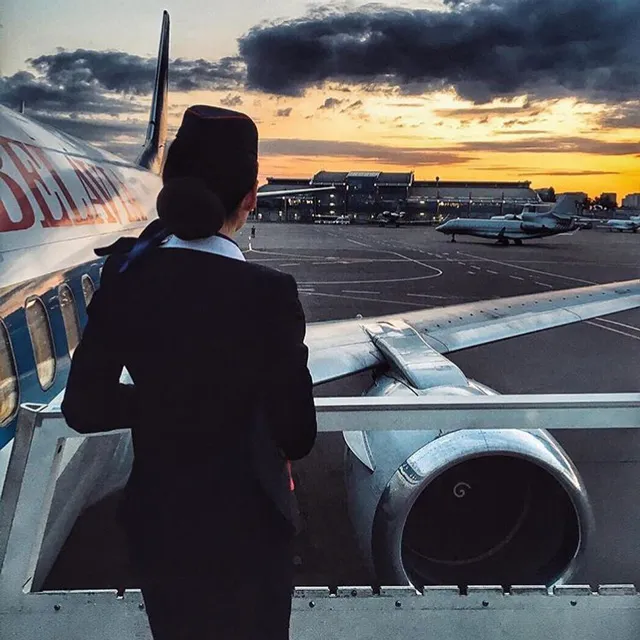 عکس پروفایل هواپیما دخترونه برای اینستا