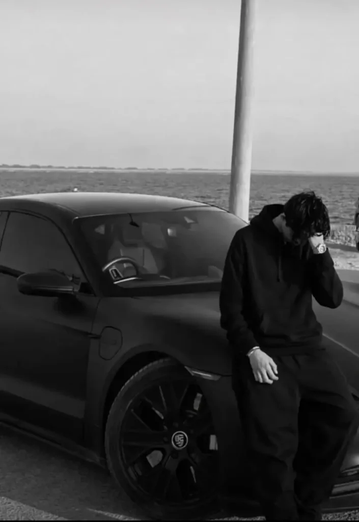 عکس پروفایل پسرانه خفن با ماشین