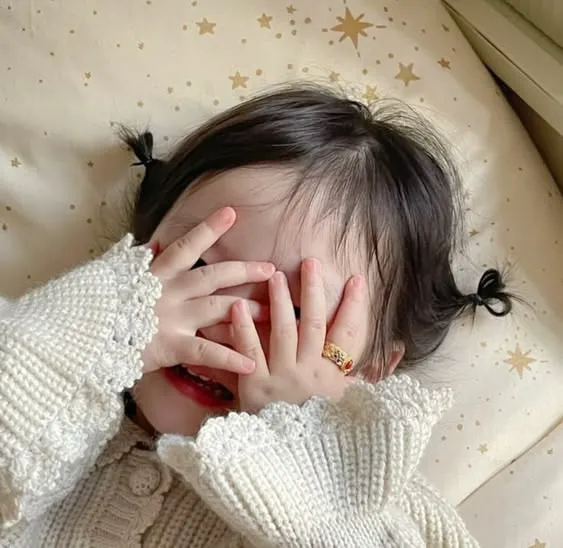 عکس پروفایل بچه گانه بامزه خارجی