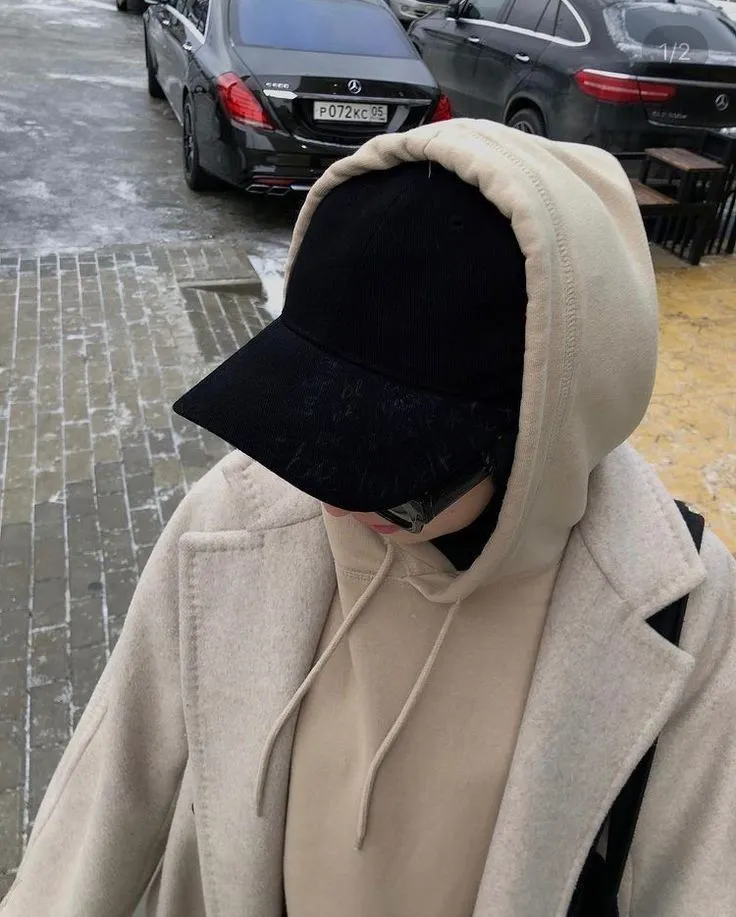تصویر فیک بدون نمایش چهره