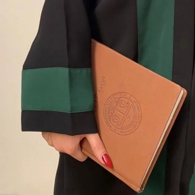 عکس پروفایل آزمون وکالت