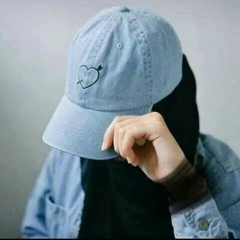 عکس پروفایل با حجاب شیک با استایل مدرن