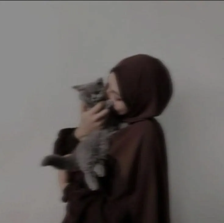 عکس پروفایل با حجاب شیک با شال ساده