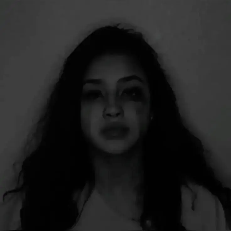 عکس غمگین دخترونه برای پروفایل