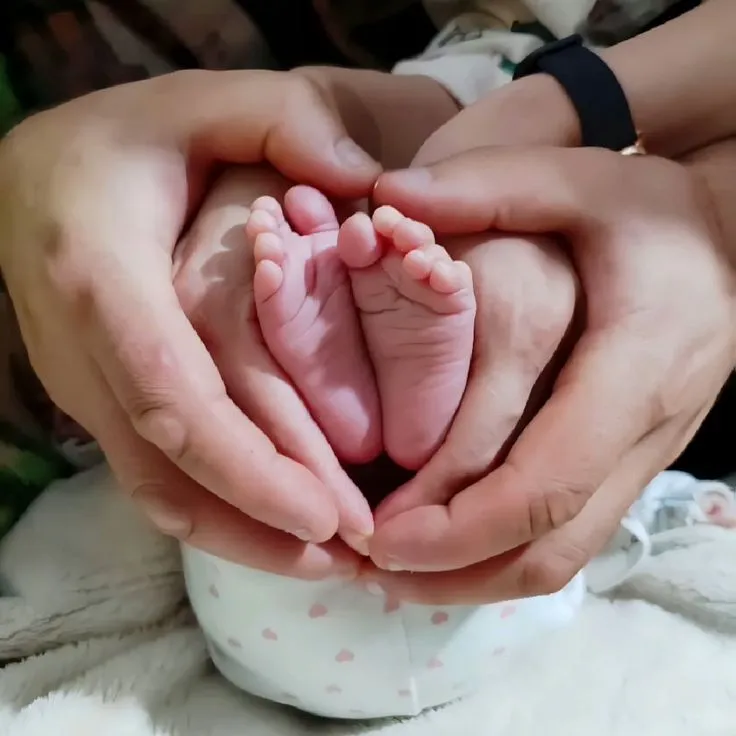 عکس پروفایل فرزند عاشقانه