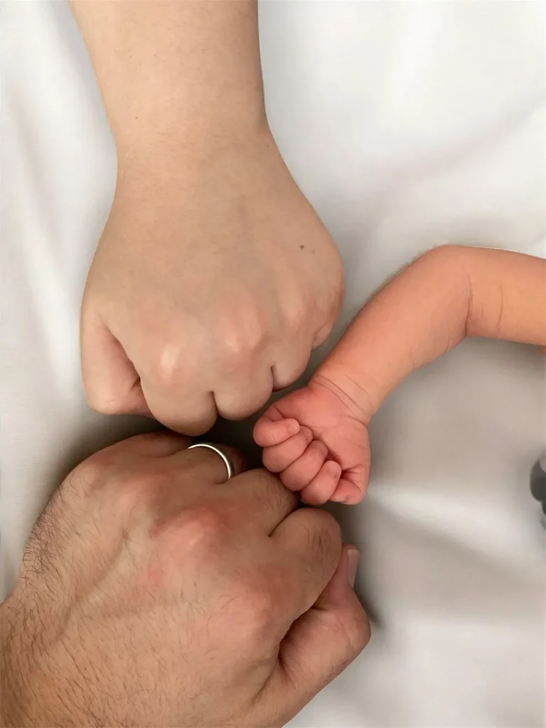 عکس پروفایل نوزاد عاشقانه