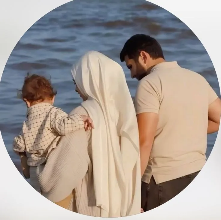 عکس پروفایل خانواده عاشقانه