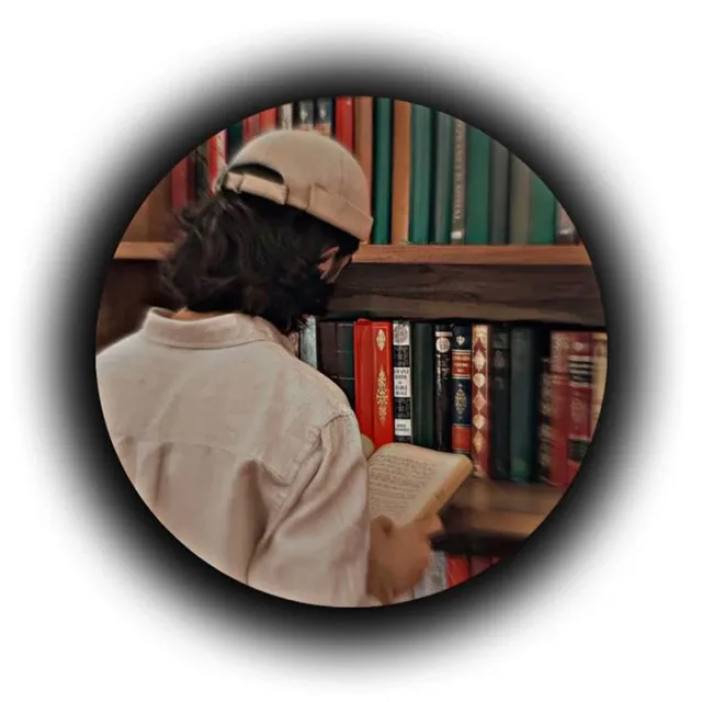 عکس پروفایل کتابخوانی