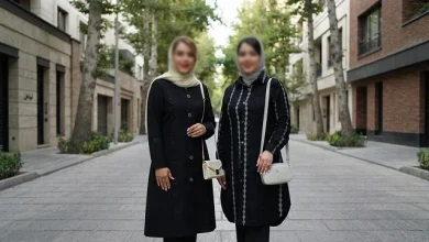 مدل های مانتو مشکی دکمه دار شیک