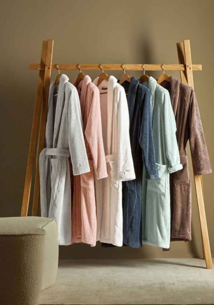 راهنمای رنگ بندی انواع حوله تنپوش