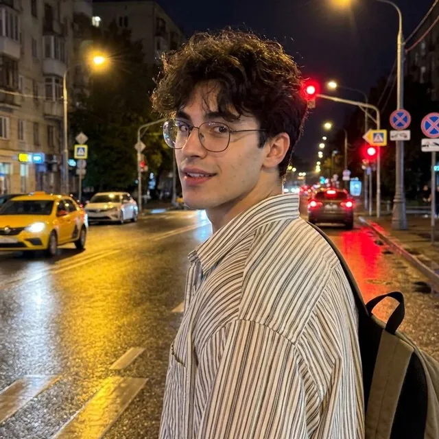 عکس پروفایل شاد پسرانه برای اینستاگرام