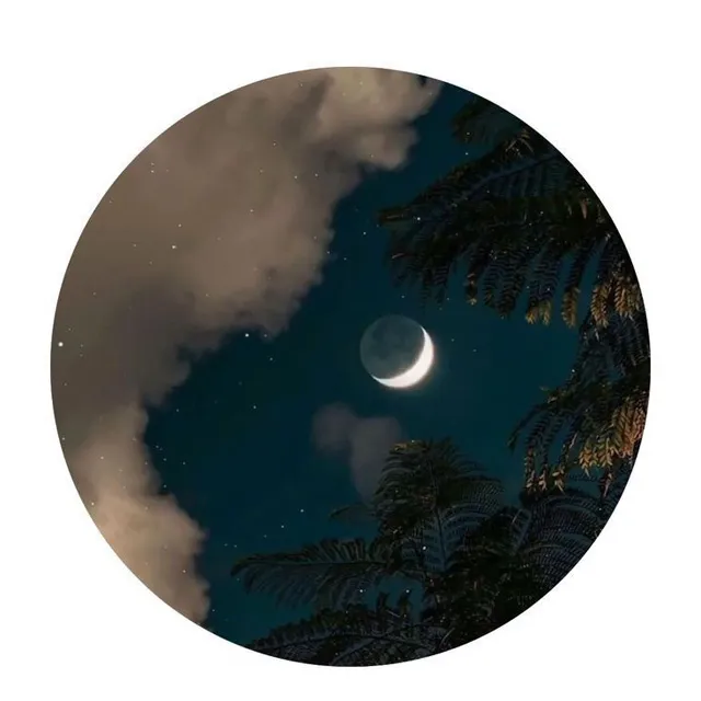 عکس پروفایل ماه درخشان