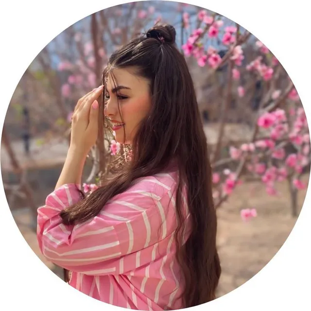 عکس پروفایل دخترانه صورتی خاص