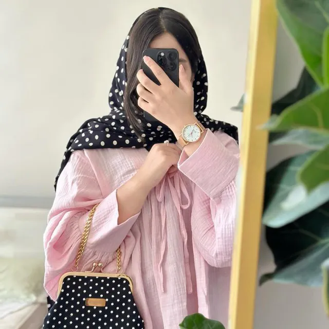 عکس پروفایل پینترستی صورتی دخترانه