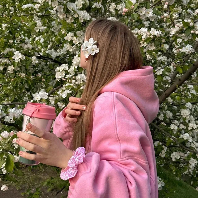 عکس پروفایل پینترستی صورتی شیک