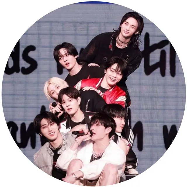عکس پروفایل گروهی Stray Kids
