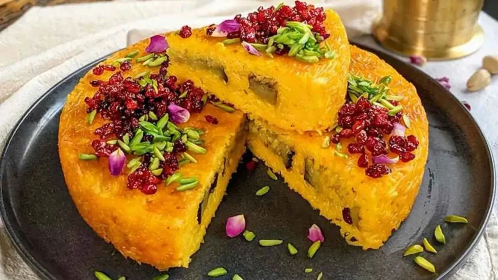 تهچین قالبی مرغ و بادمجان بدون تخممرغ مناسب ۴ نفر