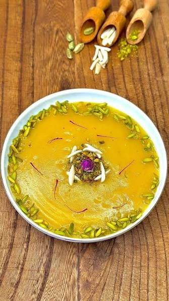 غذای سنتی اصفهانی مناسب زن زائو با بافت غلیظ و گرم