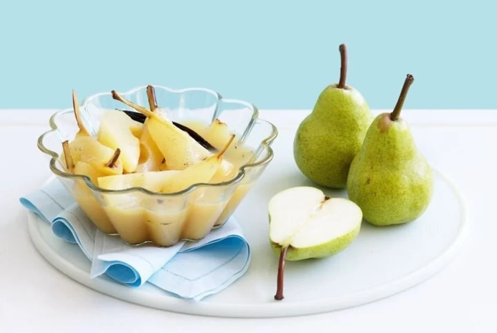 کمپوت گلابی یک کیلو داخل شیشه